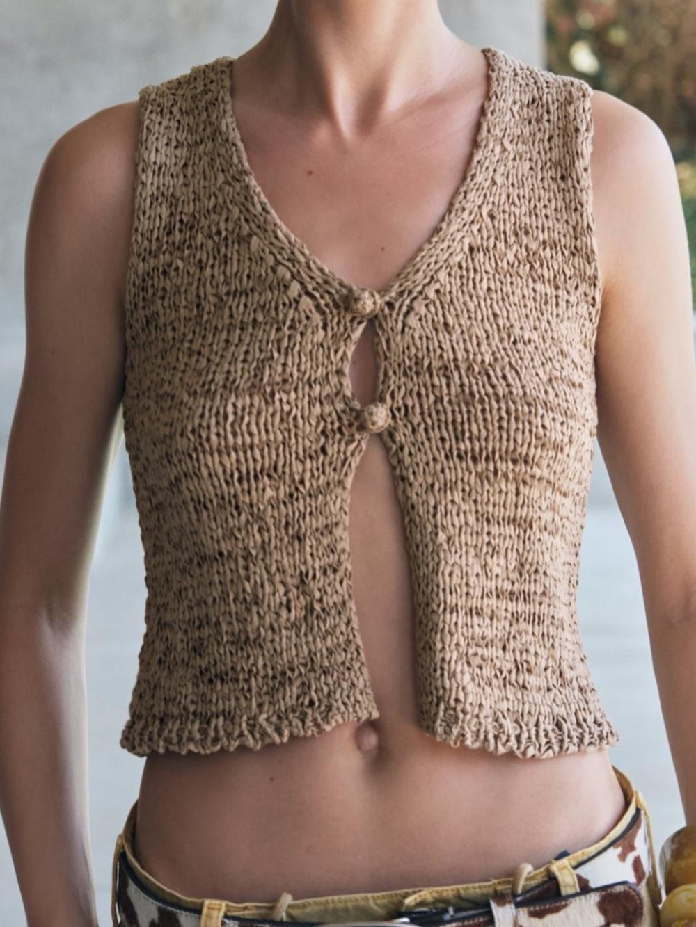 ZARA Rustic Knit Beige Crop Vest